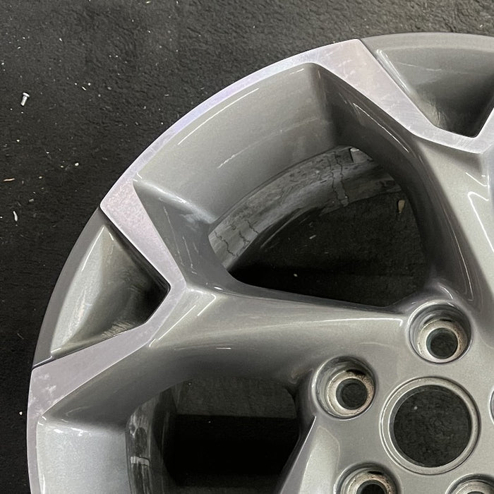 17" TRAX 24 17x7.5 gray opt Q7D Original OEM Wheel Rim - Side Profile