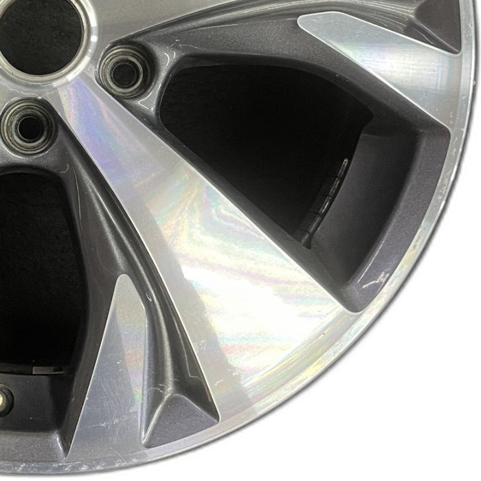 18" ASCENT 19-22 18x7.5 alloy w/machined face Original OEM Wheel Rim - Close-Up Detail