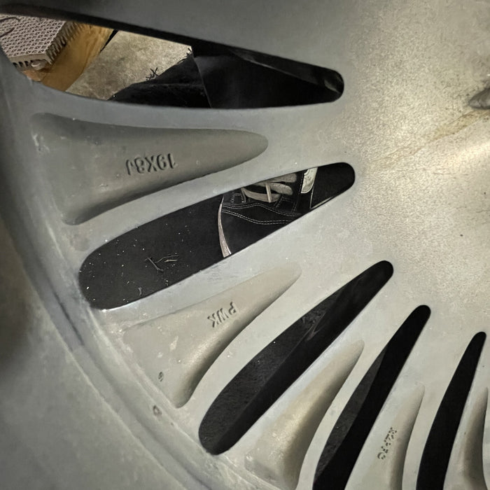 19" MKZ 13-16 19x8 , 20 spoke Original OEM Wheel Rim - Additional View