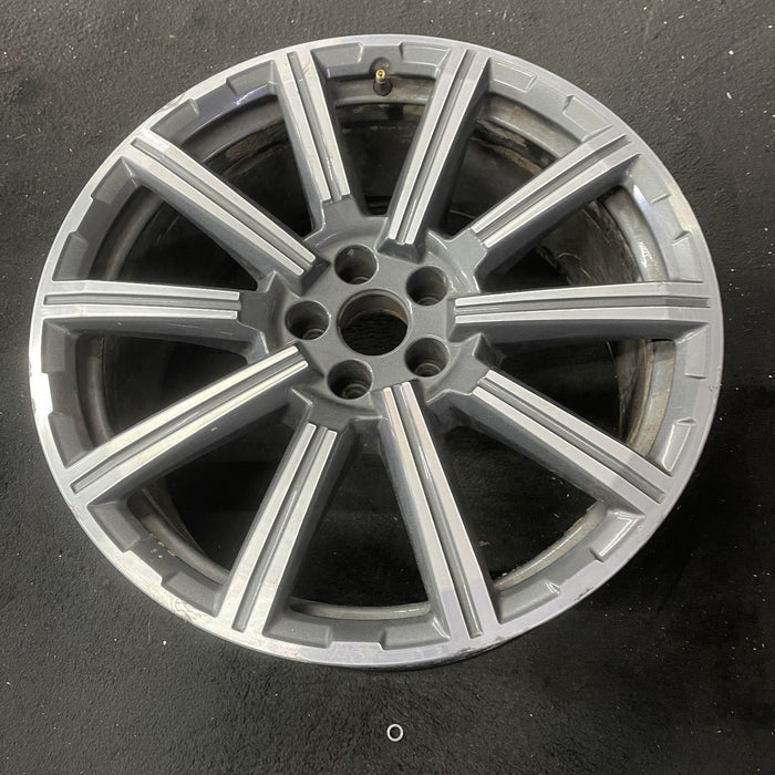 20" AUDI Q7 17-19 20x9 , 10 spoke Original OEM Wheel Rim - Close-Up Detail