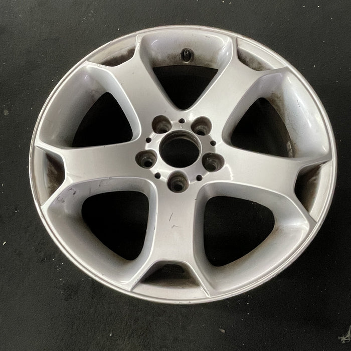 18" BMW X5 01 18x8.5 , , Y spoke Original OEM Wheel Rim - Close-Up Detail