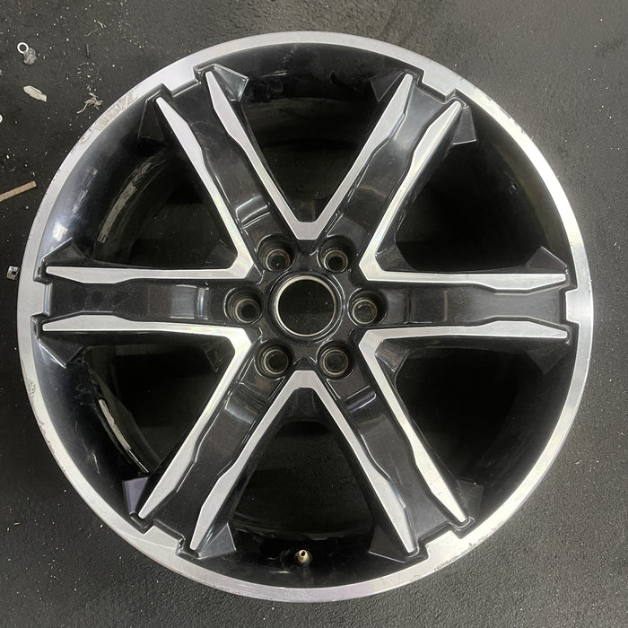22" EXPEDITION 19-21 22x9.5 , 6 spoke Original OEM Wheel Rim - Angle View