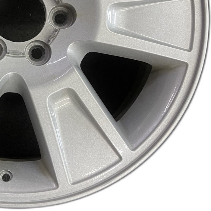 20" FORD F150 PICKUP 09-10 20x8.5 6 spoke bright machined Original OEM Wheel Rim - Close-Up Detail