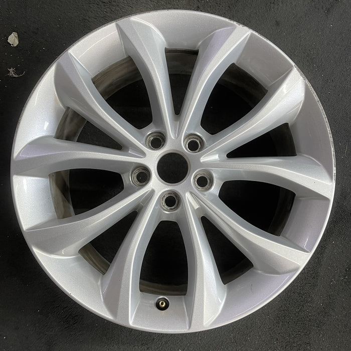 18" XF 17-19 18x8 , 5 V spoke Original OEM Wheel Rim - Angle View