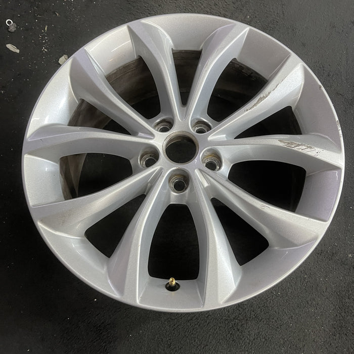 18" XF 17-19 18x8 , 5 V spoke Original OEM Wheel Rim - Side Profile