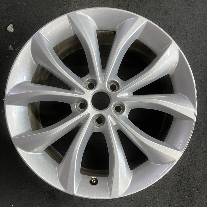 18" XF 17-19 18x8 , 5 V spoke Original OEM Wheel Rim - Angle View