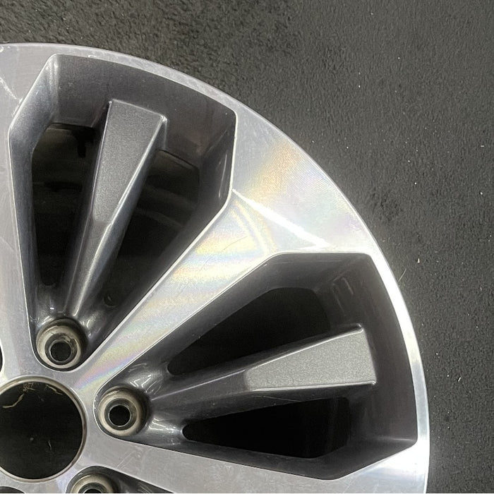 20" FORD F150 PICKUP 17 20x8.5 12 spoke machined face flash gray pockets - Close-Up Detail
