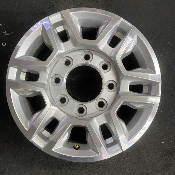 17" SIERRA 2500 PICKUP 20-24 17x7.5, aluminum Original OEM Wheel Rim - Angle View