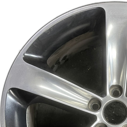 20" CHALLENGER 15-17 20x8 aluminum 5 individual spokes polished with pockets - Angle View
