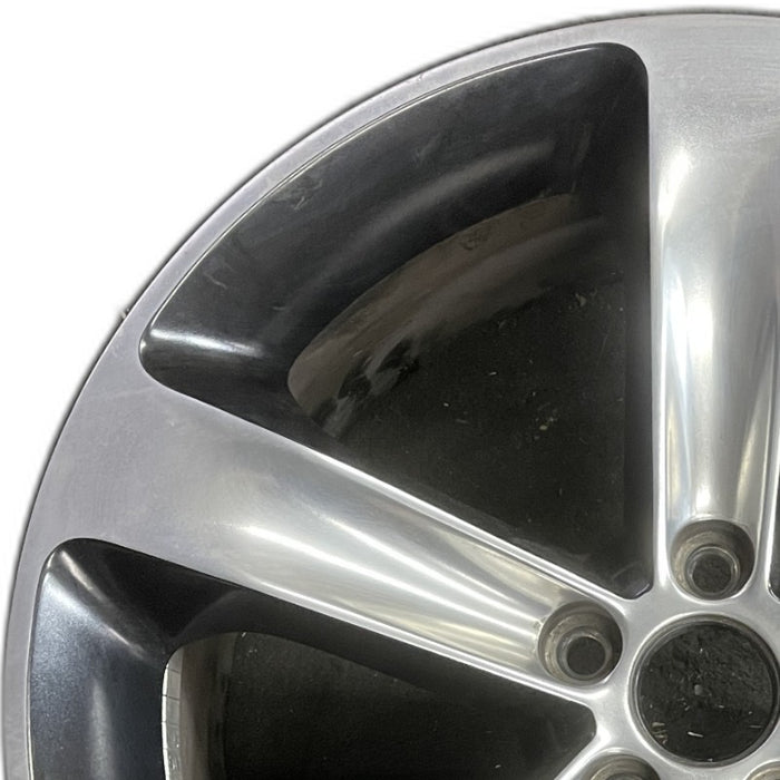 20" CHALLENGER 15-17 20x8 aluminum 5 individual spokes polished with pockets - Angle View