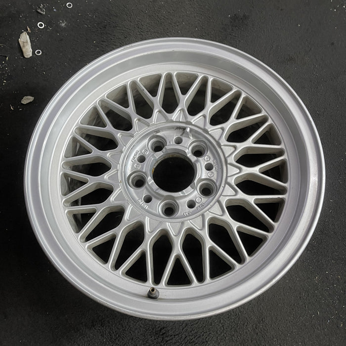 16" BMW 740i 95 , web design Original OEM Wheel Rim - Side Profile