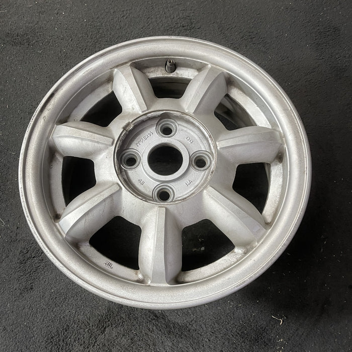 14" MAZDA MX-5 MIATA 90-92 14x5.5, alloy Original OEM Wheel Rim - Close-Up Detail