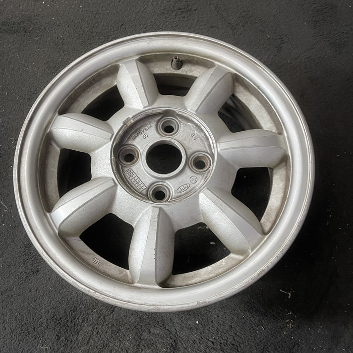 14" MAZDA MX-5 MIATA 90-92 14x5.5, alloy Original OEM Wheel Rim - Close-Up Detail