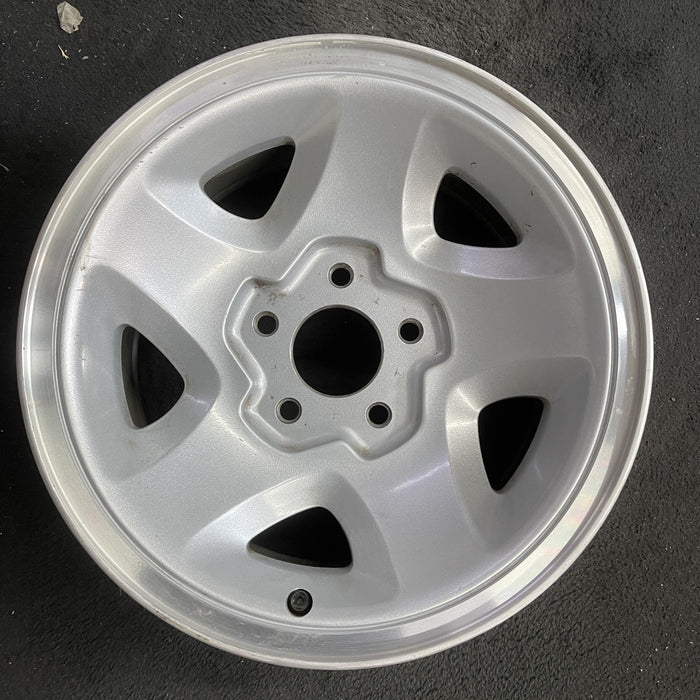 15" BLAZER S10/JIMMY S15 95-97 4x2, 15x7, aluminum, 5 slot Original OEM Wheel - Angle View