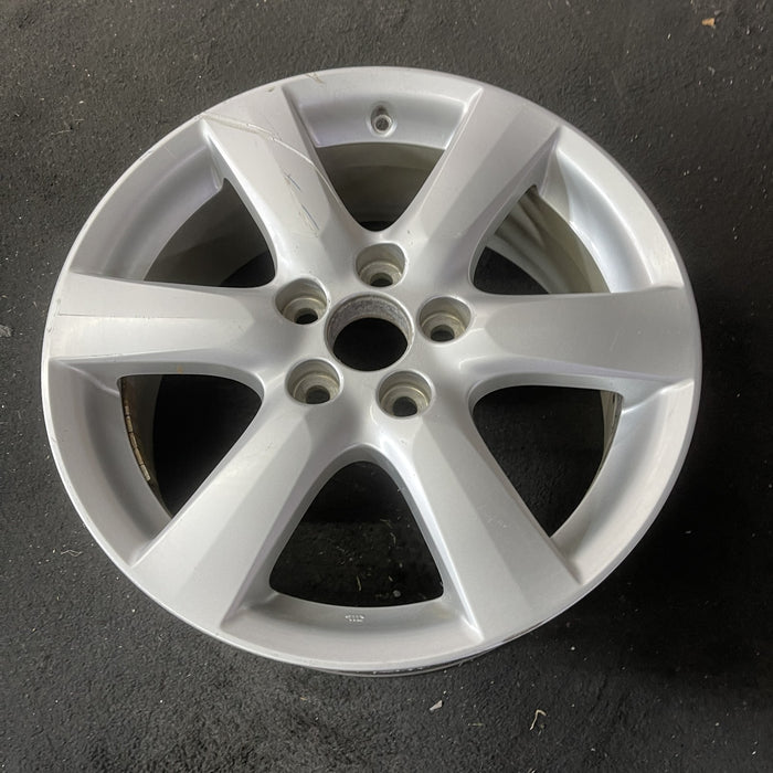 17" RAV4 06-08 17x7 , 6 spoke Original OEM Wheel Rim - Close-Up Detail