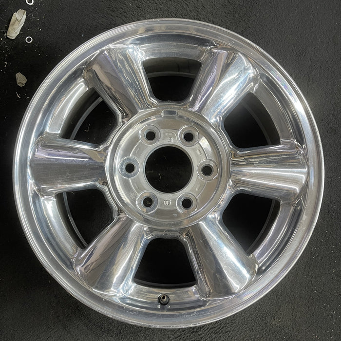17" ENVOY 02-03 , aluminum, polished Original OEM Wheel Rim - Angle View