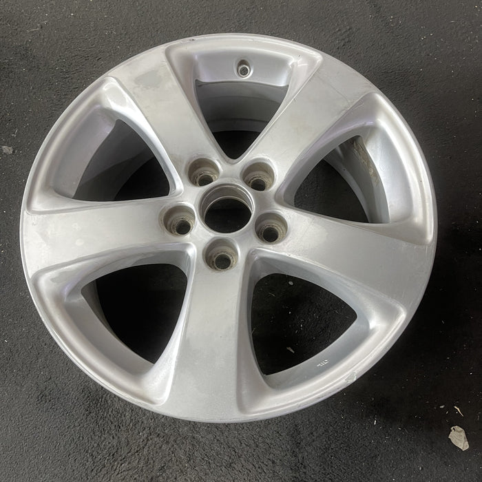 17" SIENNA 11-20 17x7 , 5 spoke Original OEM Wheel Rim - Close-Up Detail