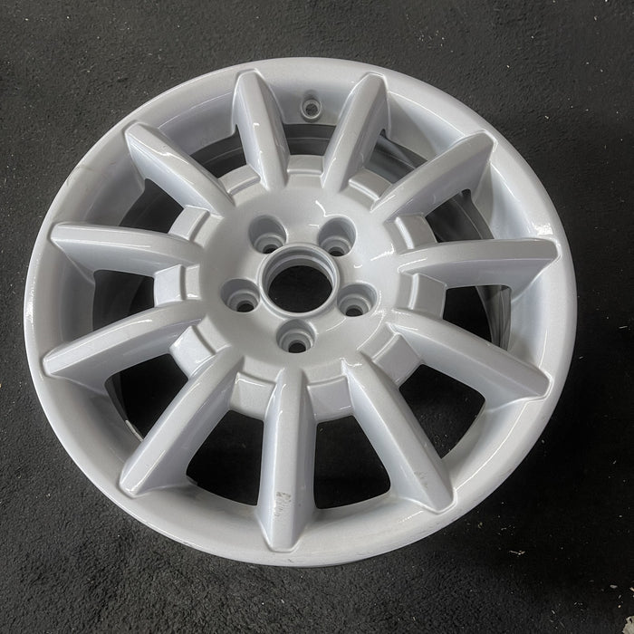 16" BEETLE 02-07 16x6.5, alloy, 11 spoke Original OEM Wheel Rim - Close-Up Detail