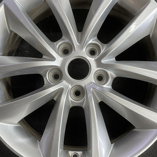 17" SORENTO 16-18 17x7 alloy Original OEM Wheel Rim - Angle View