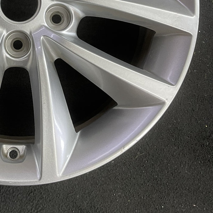 17" SORENTO 16-18 17x7 alloy Original OEM Wheel Rim - Back View