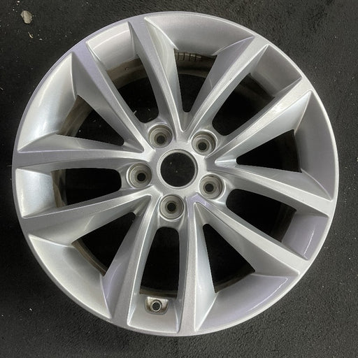 17" SORENTO 16-18 17x7 alloy Original OEM Wheel Rim - Front View