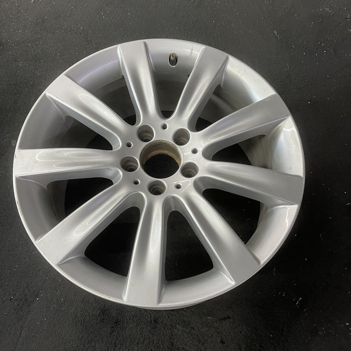 18" MERCEDES CL-CLASS 07 216 Type; CL550, 18x8.5, 9 spoke, narrow concave spoke - Close-Up Detail