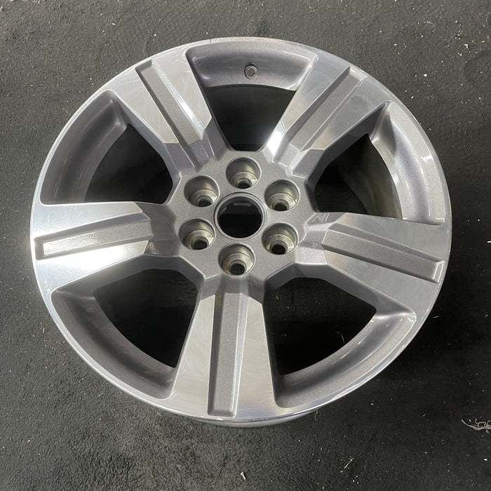 18" COLORADO 15 18x8.5 Original OEM Wheel Rim - Close-Up Detail
