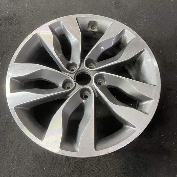 18" OPTIMA 14-15 18x7.5 , SX, w/ Original OEM Wheel Rim - Close-Up Detail