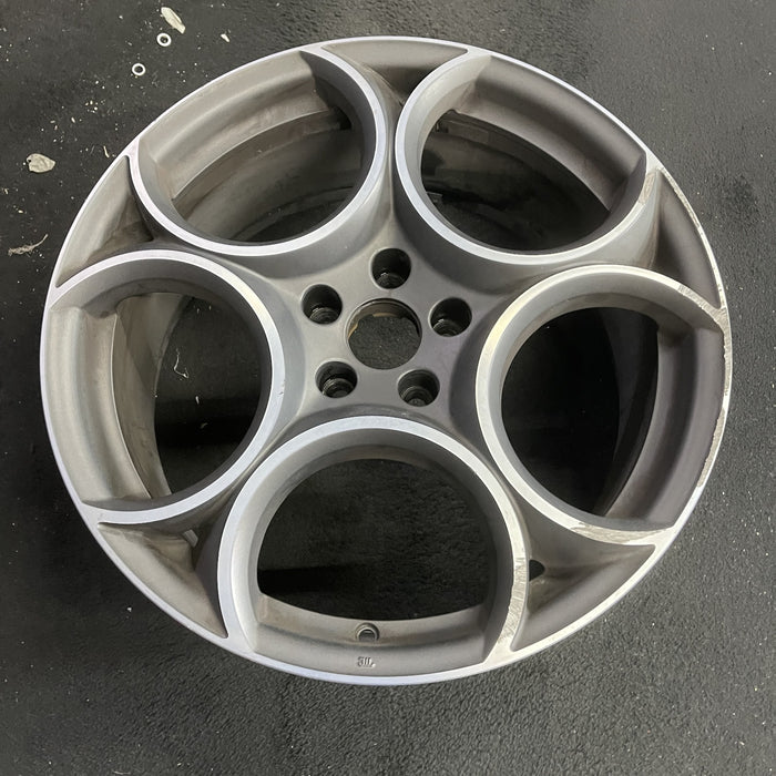 19" STELVIO 18-21 , 19x8, 5 spoke, 5 hole design Original OEM Wheel Rim - Side Profile