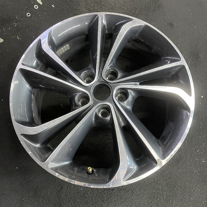 18" ENCORE GX 20 18x7.5 5 split spoke machined face with gray pockets opt PXJ - View 7