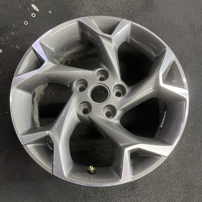 17" TRAX 24 17x7.5 gray opt Q7D Original OEM Wheel Rim - View 7