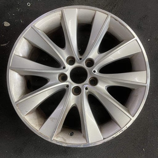 18" BMW 535i GT 10-17 18x8 , 10 spoke, V spoke Original OEM Wheel Rim - Angle View