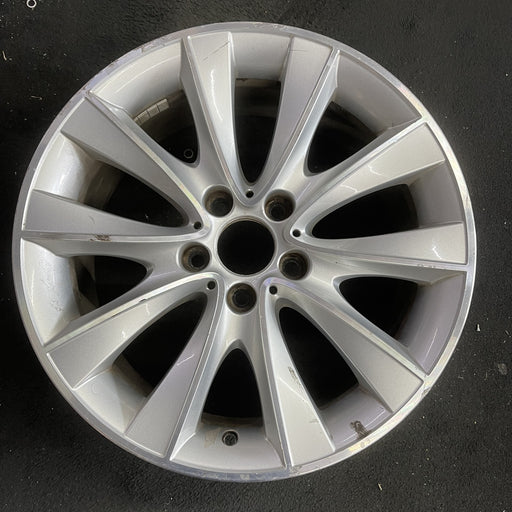 18" BMW 535i GT 10-17 18x8 , 10 spoke, V spoke Original OEM Wheel Rim - Angle View