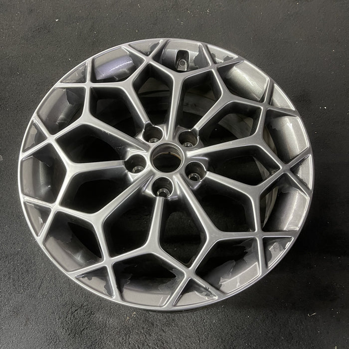 19" G80 21 19x8.5 , Original OEM Wheel Rim - Close-Up Detail