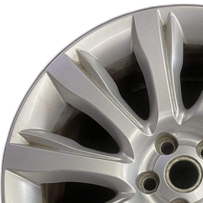 21" RANGE ROVER 13-14 alloy 21x9.5 10 spoke silver Original OEM Wheel Rim - Angle View