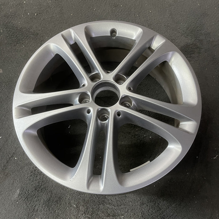 17" A-CLASS 19-20 177 Type, A250, 17x6.5, 5 double spoke Original OEM Wheel Rim - Close-Up Detail