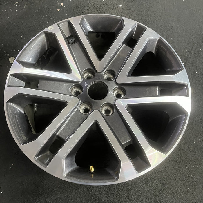 20" FORD F150 PICKUP 21-23 20x8.5, 6 spoke, machined dark gray Original OEM - Side Profile