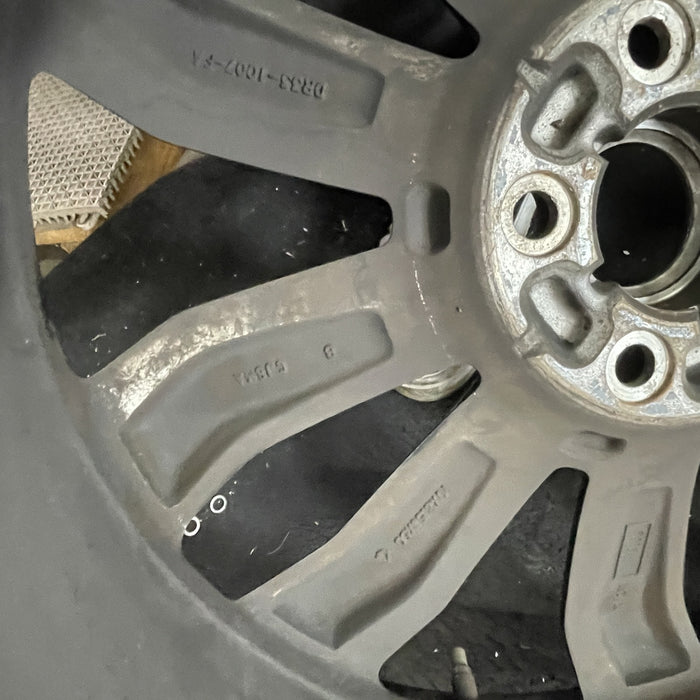 19" MUSTANG 13-14 19x8.5 , machined edges , 5 split spoke, Y spoke design - Back View