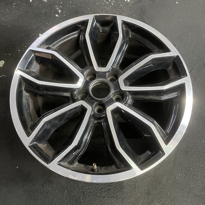 19" MUSTANG 13-14 19x8.5 , machined edges , 5 split spoke, Y spoke design - Side Profile