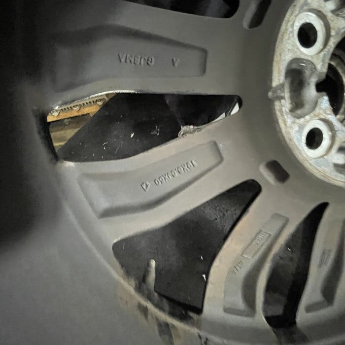 19" MUSTANG 13-14 19x8.5 , machined edges , 5 split spoke, Y spoke design - Additional View