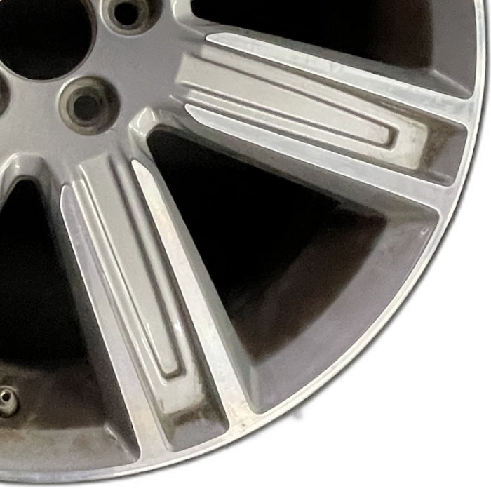 18" VOLVO XC60 16 18x7.5 alloy 7 spoke machined finish gray accent Original OEM - Close-Up Detail