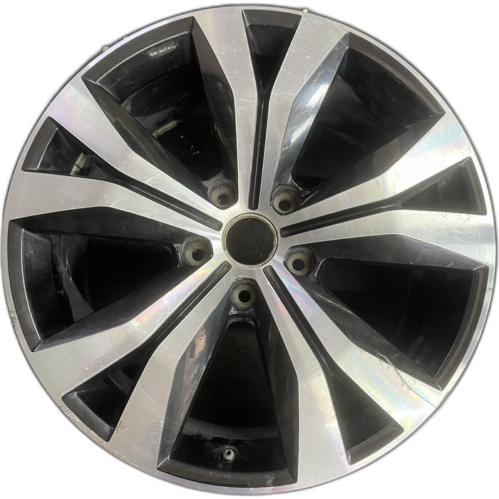 20" TOUAREG 17 20x9 , 5 spoke, double, angled spokes, machined black Original - Front View