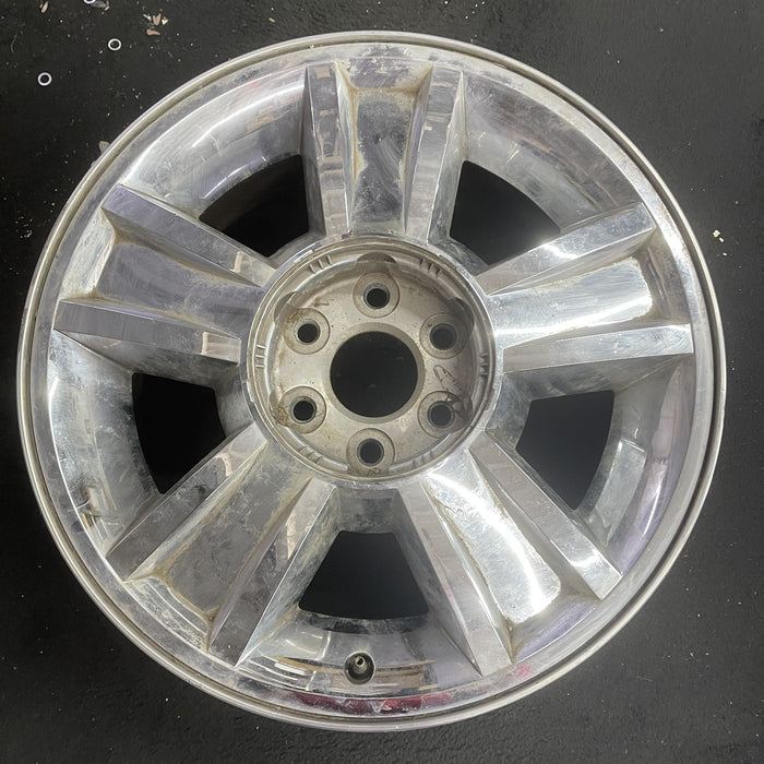 20" AVALANCHE 1500 09-10 20x8.5, 5 spoke, covered lug nuts, grooved spoke - Angle View
