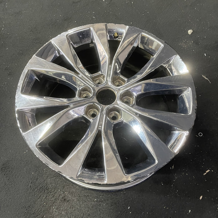 20" FORD F150 PICKUP 15-17 20x8.5, 6 spoke, chrome Original OEM Wheel Rim - Close-Up Detail