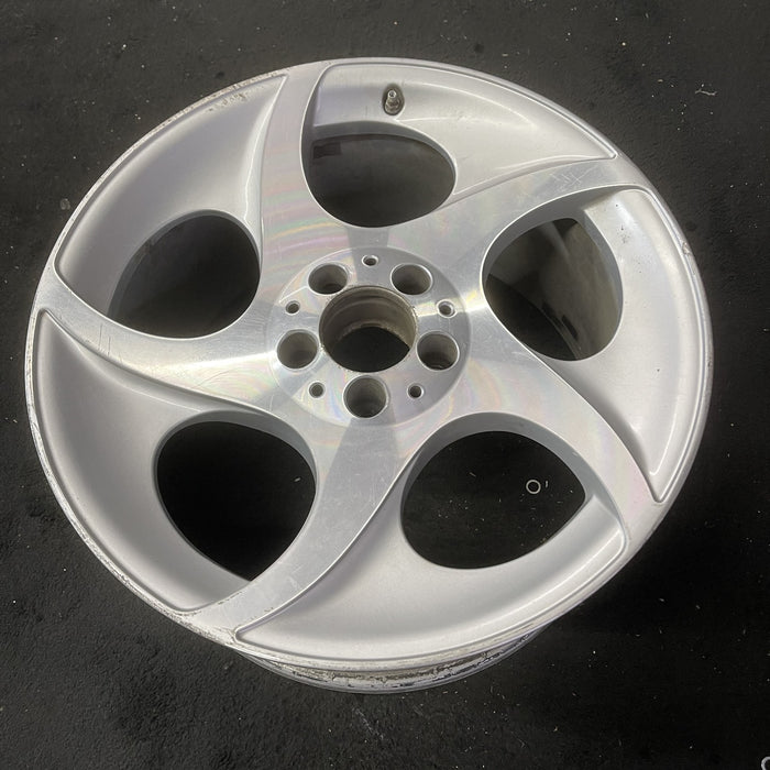 18" MERCEDES S-CLASS 06-07 230 Type; SL600, 18x9.5 , 5 spoke, curved spokes - Close-Up Detail