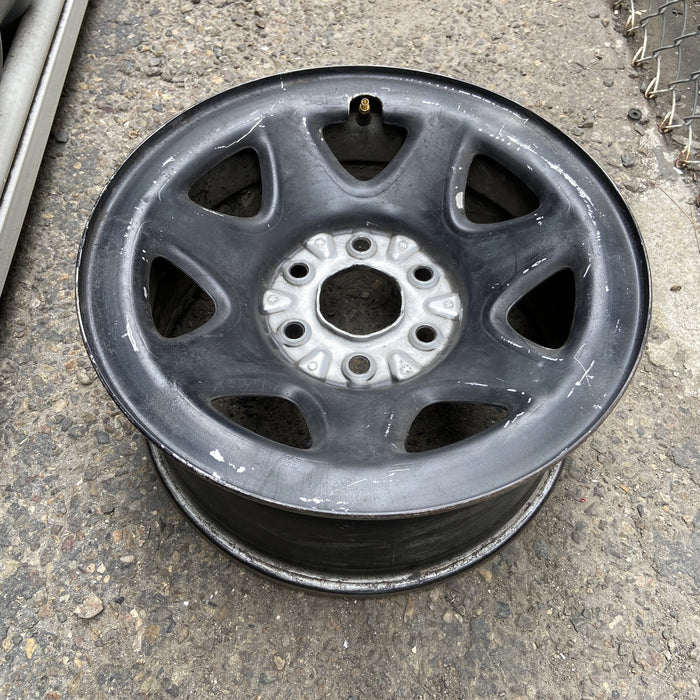 17" ESCALADE 15-20 17x8, , opt RAP Original OEM Wheel Rim - Close-Up Detail