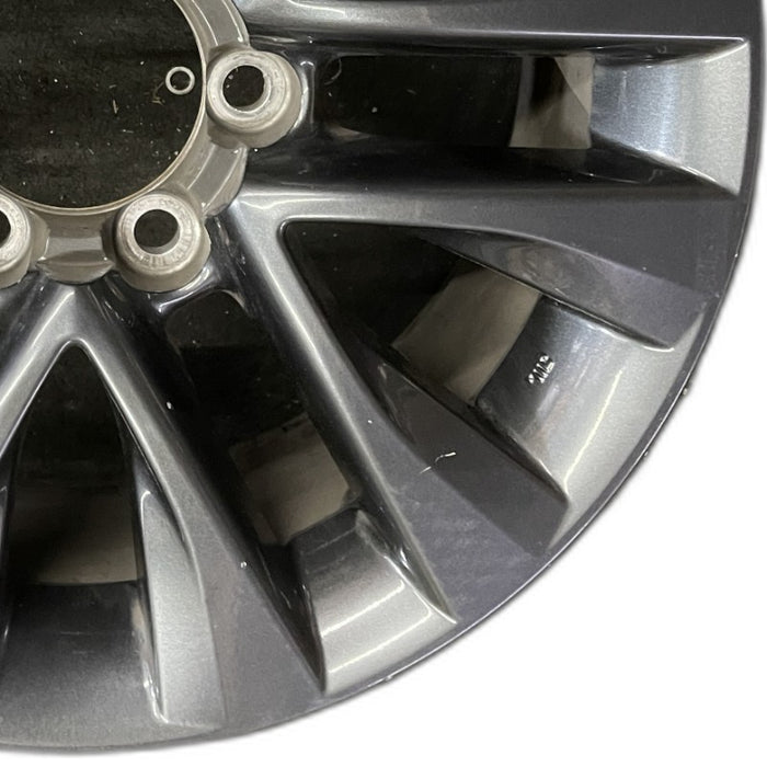 18" LEXUS GX460 17 18x7.5 alloy 6 spoke split spoke V spoke gunmetal Original - Close-Up Detail
