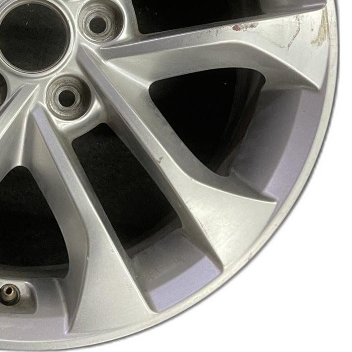 17" SANTA FE 19-20 17x7 alloy Original OEM Wheel Rim - Close-Up Detail