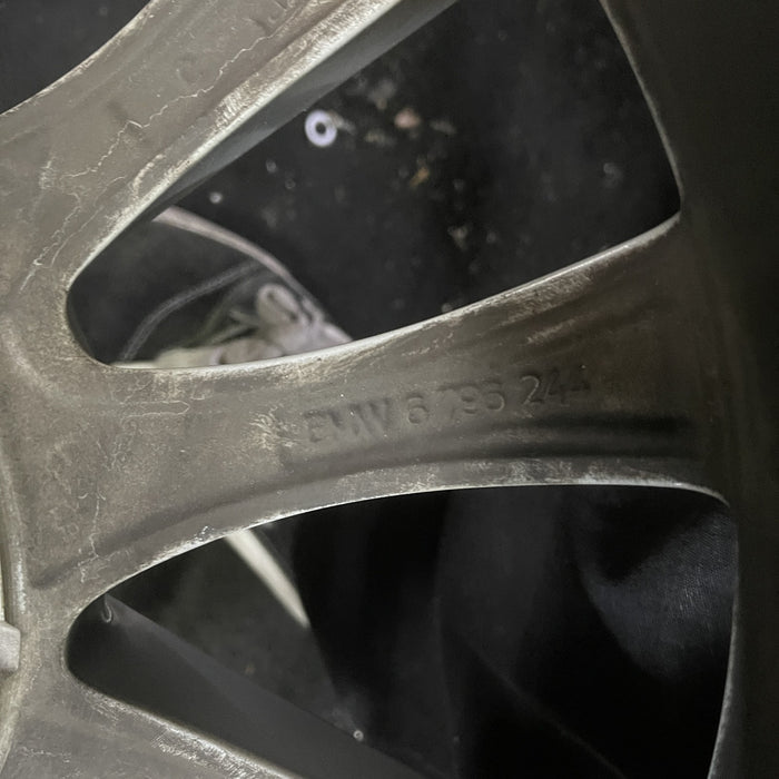 17" BMW 320i 12-13 , 17x7.5 , 5 spoke, V spoke, narrow spoke edge Original OEM - Additional View