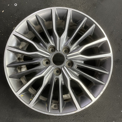 18" ELANTRA 17 18x7.5 , Original OEM Wheel Rim - Angle View